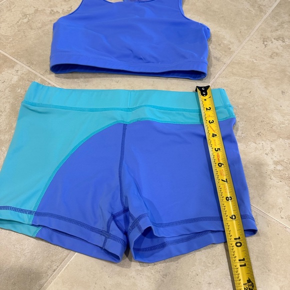 Athletic Dance Set - Picture 5 of 6